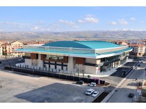 Spor Salonları Yaz Kurslarına Ev Sahipliği Yapıyor