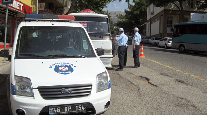 Trafik Zabıta Denetimlerini Sürdürüyor