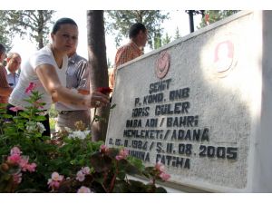 Kıbrıslı Şehit Yakınları, Şehitliği Ziyaret Etti