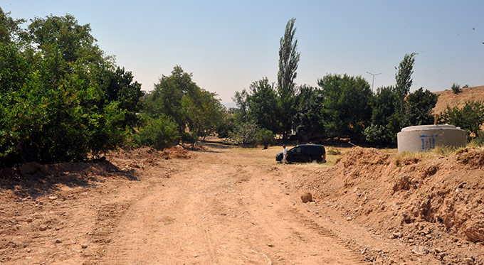 Üstü Açık Derelerin Islahına Devam Ediliyor