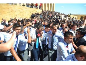 Anıtkabir’de Basın Mensubuna Saldırı