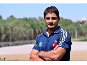 Taha Akgül: “Altın Madalya Kazanıp Düğünde Takacağım”