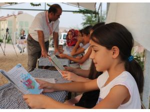 Öğretmen, Kitapla Mahalle Arkadaşlığını Yeniden Kazandırdı