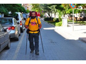 Hastalıklara Dikkat Çekmek İçin Yollarda