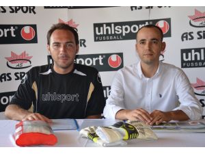 Tecrübeli Kaleci Dağlaroğlu, Uhlsport İle Sponsorluğa Devam Etti