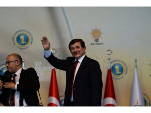 Davutoğlu’ndan Dava Arkadaşlarına Teşekkür