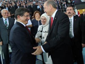 Başbakanlık Vekaletini Davutoğlu’na Verdi