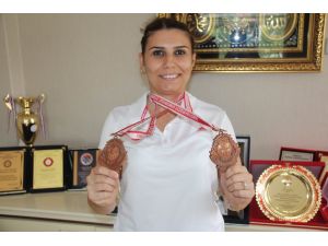 Milli Tekvandocu Serpil, Dünya Şampiyonasına Hazırlanıyor