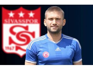 Sivasspor, Kaleci Ertuğrul Taşkıran’ı Renklerine Bağladı