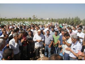 Kumburgazda Boğulan Genç Diyarbakır’da Toprağa Verildi