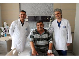 Karnında Genişleyen Damar Kapatılarak Yeniden Yürüdü