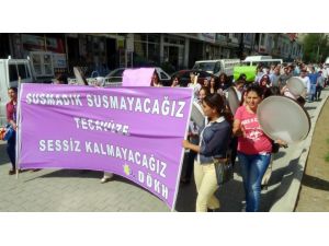 Hakkarili Kadınlar Taciz, Tecavüz Ve Şiddete Karşı Yürüdü