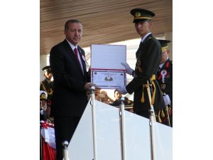 Diplomasını Cumhurbaşkanı’nın Elinden Aldı