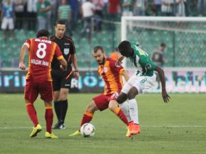 İlk Yarıda Beraberlik