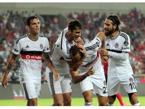 Kötü Zeminde 3 Puan Kartal’ın