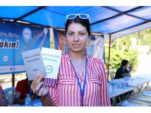 Antalya Referanduma Gidiyor