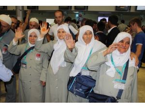 İlk Kafile Yola Çıktı