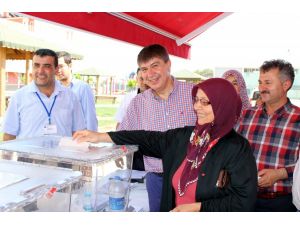 Başkan Türel: “Halkımızın Referanduma İlgisi Beklentimizin Çok Üzerinde Oldu”