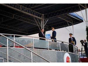Genç Pilotlar Diplomalarını Aldı