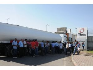 Batman’da Tüpraşa Petrol Taşıyan Tanker Şoförleri Eylem Yaptı