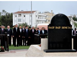 Erdoğan, Denktaş’ın Mezarını Ziyaret Etti