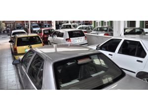 (Özel Haber) 2. El Araba Piyasası Hareketli