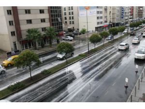 İzmirde Yağmur Serinliği