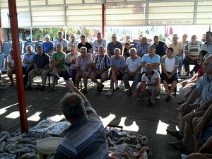 (Özel Haber) Taze Balık Mezadına Büyük İlgi
