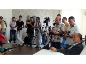 Rıza Çalımbayın Toplantısında Taraftar Krizi