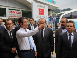 Gümrük Ve Ticaret Bakanı Nurettin Canikli Sarp Sınır Kapısı’nda İncelemelerde Bulundu