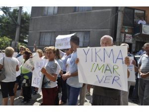 Ayvacık’ta Yıkım Kararı Alınan Sahildeki Binaların Sahiplerinden Protesto