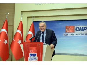 Kurultayı Değerlendirdi, Demirtaş’a Çattı