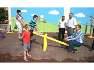 Başkan Usta, Hem Çocuklarla Oynadı Hem Denetim Yaptı