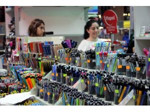 (Özel Haber) Çin Malı Kırtasiye Ürünlerine Afişli Tepki