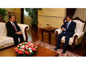 Başbakan Sayıştay Başkanını Kabul Etti