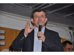 Davutoğlu: ’Akil İnsanlar’ı Aktif Olarak Kullanmayı Düşünüyoruz