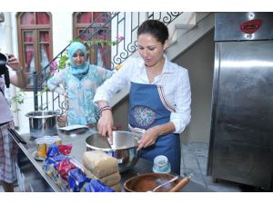 Baharat Kraliçesi, Tıbbi Ve Aromatik Bitkiler Müzesi’ne Lezzet Kattı