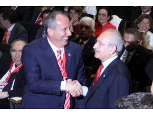 Divan Başkanı Seçildi