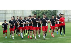 Gaziantepspor Ligde Bu Yıl Sürpriz Yapmak İstiyor