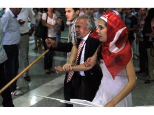 Chp Kurultayında ’’Engelli’’ Gerginliği
