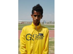 Somali’deki İç Savaştan Kaçtı, Türkiye’de Atletizmle Hayata Tutundu