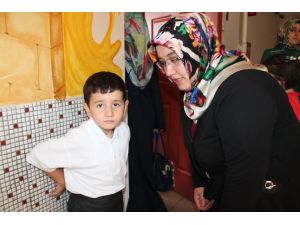 Ebeveynlerin Oğluyla İmtihanı