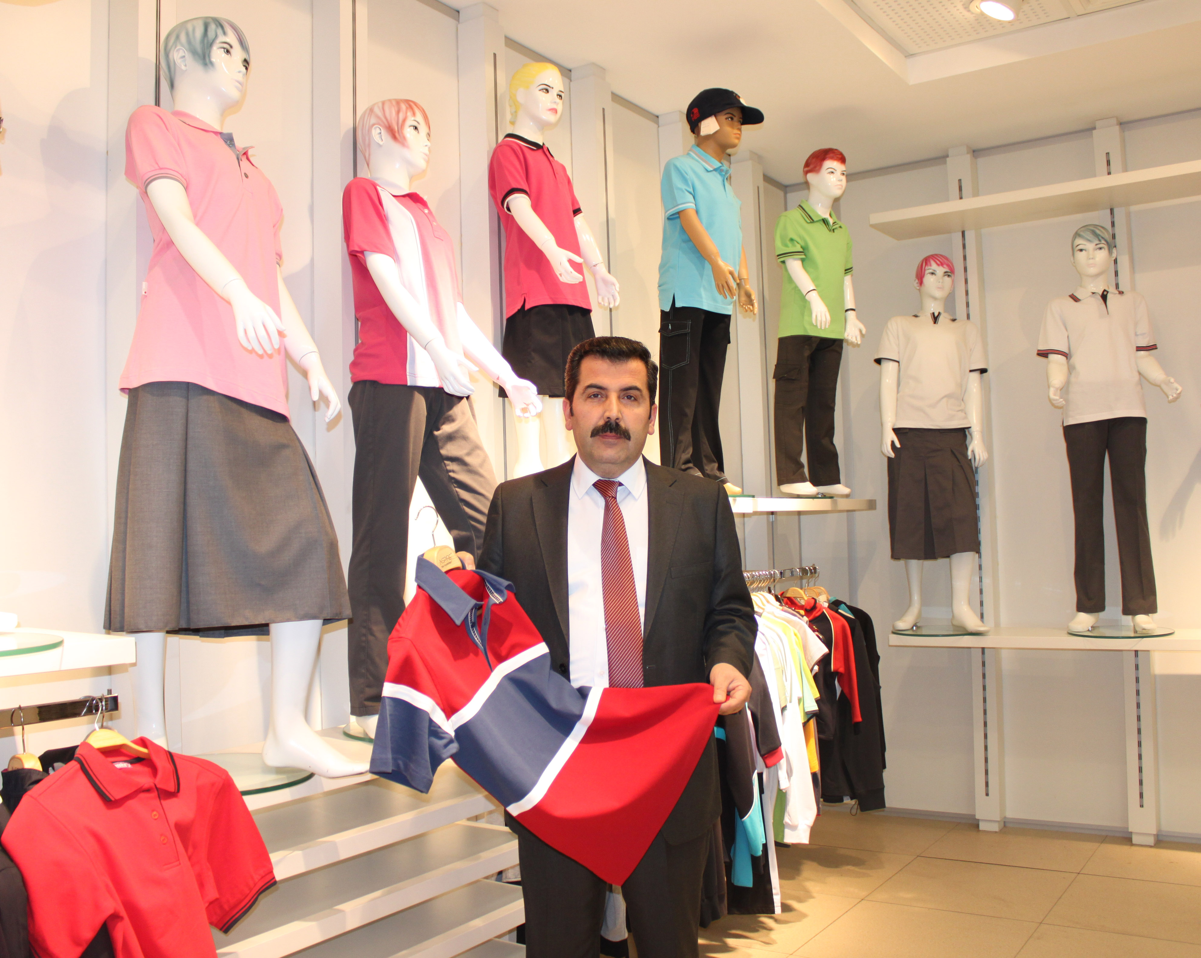 Okul Kıyafetlerinde Kanserojen Madde Uyarısı