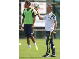 Fenerbahçe, Trabzonspor Maçı Hazırlıklarını Sürdürüyor