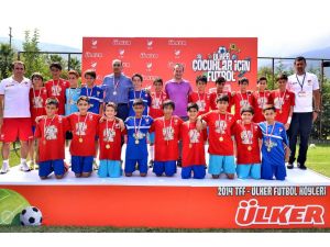 Tff-ülker Futbol Köylerinde 2014 Yılı Eğitim Dönemi Sona Erdi