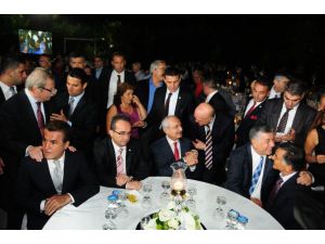 Kılıçdaroğlu Sarıyer’de Nikah Şahidi Oldu