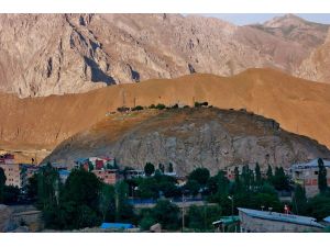 Hakkari Belediyesi Mir Kalesi İçin Bakanlığa Dava Açtı