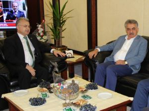 Hayati Yazıcı Rize’de