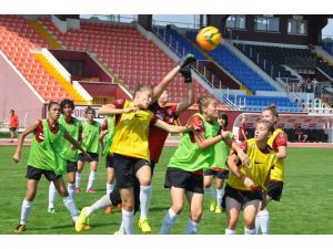 Kadın U19 Milli Takımı İtalya Maçına Hazır