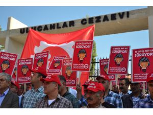 Disk’ten Ulucanlar Cezaevi Önünde “12 Eylül” Eylemi